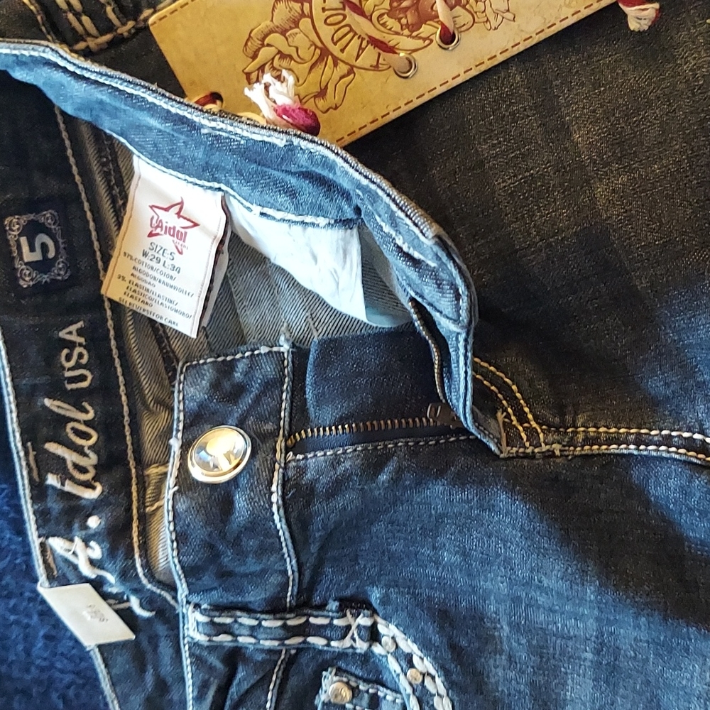 L. A. idol USA, new with tags, size 5